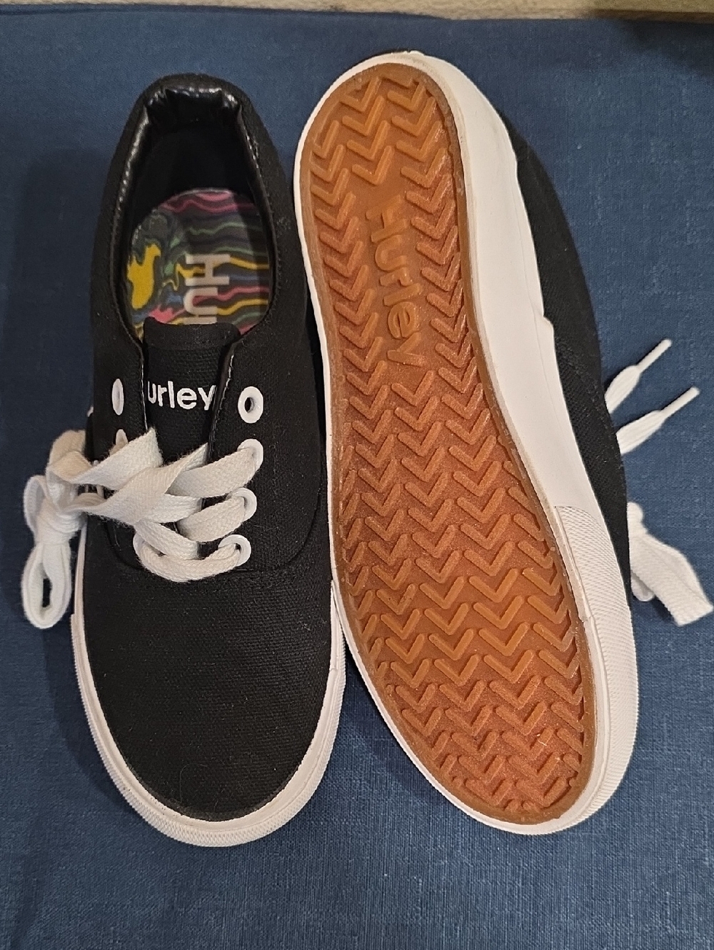 Hurley Black and White Canvas Low-Top Sneakers